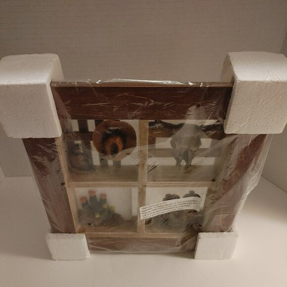 Western Shadowbox 10x10. 4 Windows - Picture 8 of 10